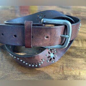 Express Medium Embellished Brown Leather Belt